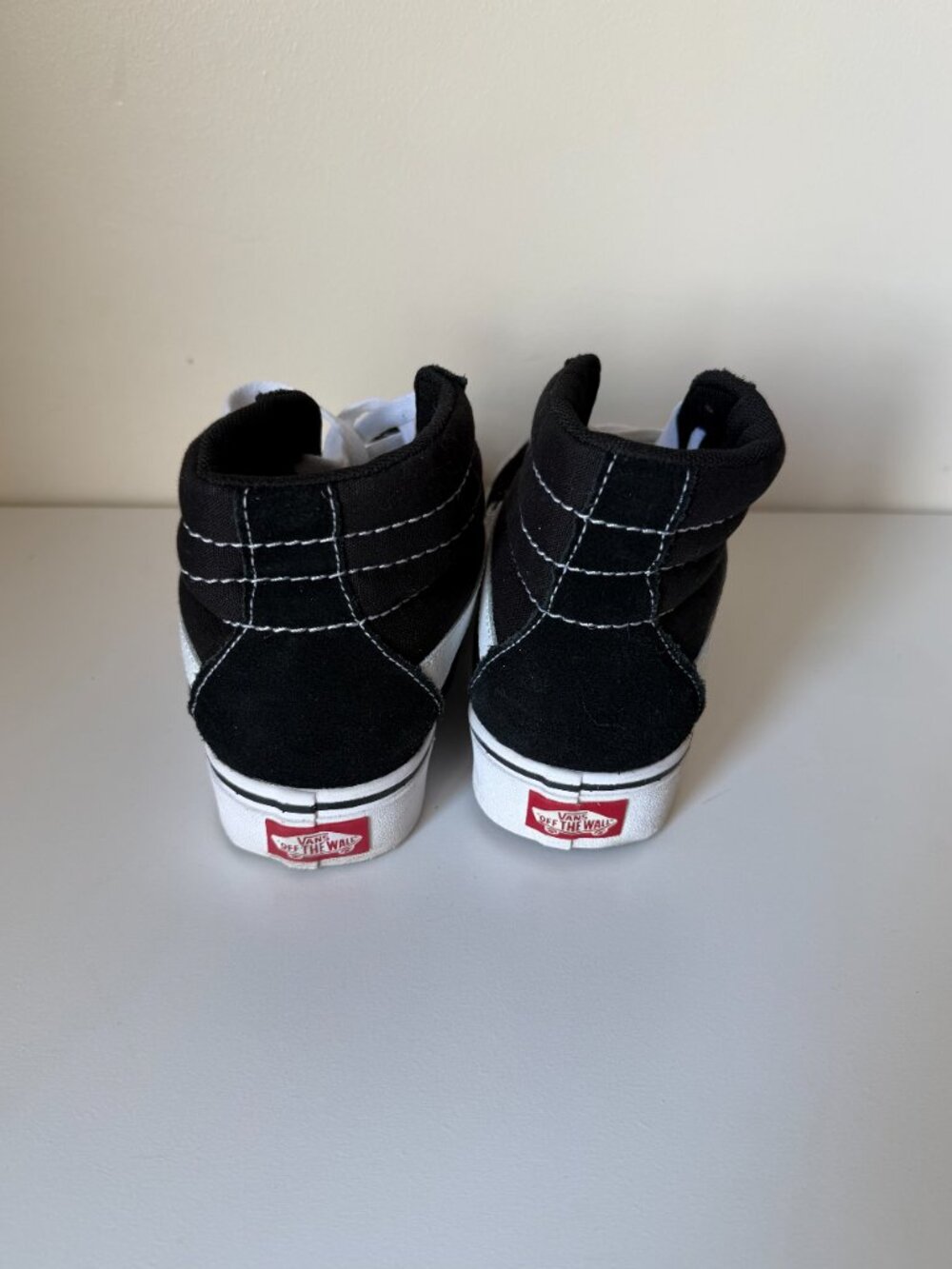 Vans SK8-Hi Black White | Size 6.5 High Top Sneakers | Suede Canvas Skate Shoes - Picture 5 of 6